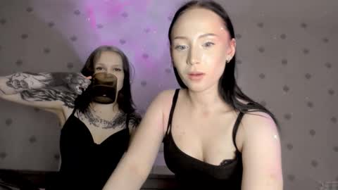 Snapshot of staysi_ chatting on December 3, 2025, 10:52 pm staysi_ online show from December 3, 2025, 10:52 pm