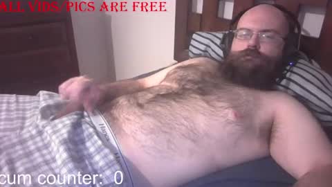 Snapshot of stealthytuna95 chatting on September 18, 2025, 9:39 pm mike online show from September 18, 2025, 9:39 pm