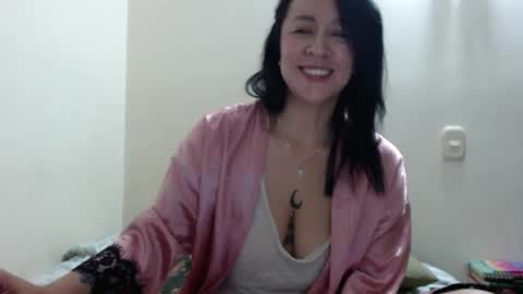 Snapshot of steel_girl chatting on March 6, 2025, 1:58 am Luna Fox online show from March 6, 2025, 1:58 am