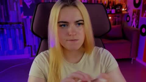 stef_nicks online show from September 11, 2025, 9:09 am