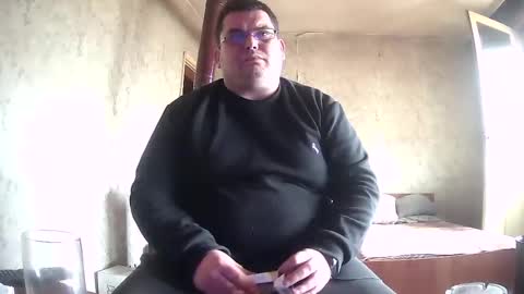 Snapshot of stefan90pt chatting on May 4, 2026, 11:17 am Stefan online show from May 4, 2026, 11:17 am