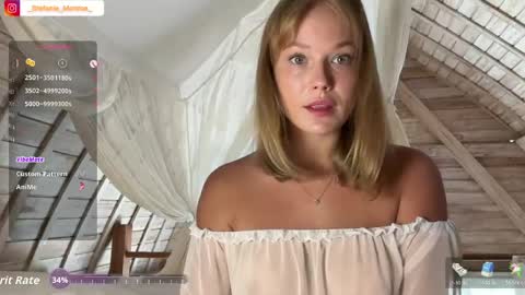 Snapshot of stefanie_collins chatting on May 9, 2026, 4:17 am Stefanie online show from May 9, 2026, 4:17 am