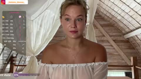 Snapshot of stefanie_collins chatting on May 21, 2026, 3:35 am Stefanie online show from May 21, 2026, 3:35 am