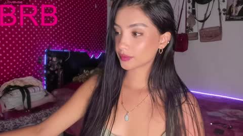 Im MiaIts my first day here  online show from January 12, 2025, 5:34 am