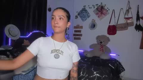 Im MiaIts my first day here  online show from February 11, 2025, 1:10 am