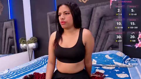 Snapshot of stefany_bro chatting on January 11, 2025, 11:23 am Stefany Brown online show from January 11, 2025, 11:23 am