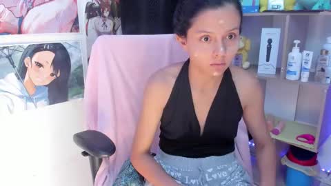 stefany lovers online show from February 2, 2026, 12:04 pm