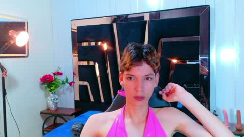 stefany piink online show from April 9, 2026, 12:21 pm