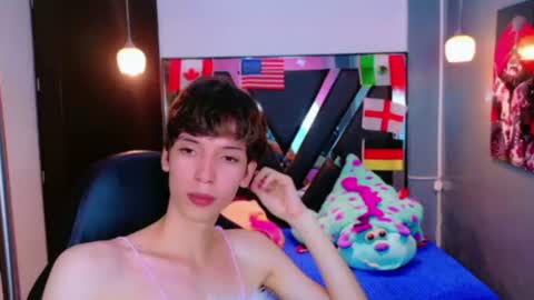 stefany piink online show from June 21, 2026, 3:25 pm