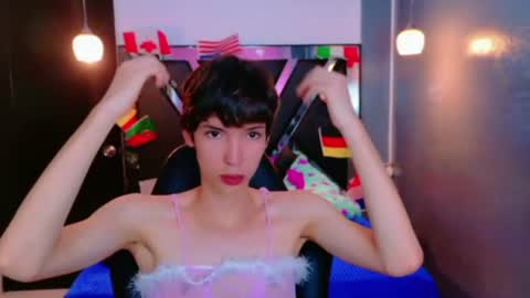 stefany piink online show from June 26, 2026, 12:09 pm