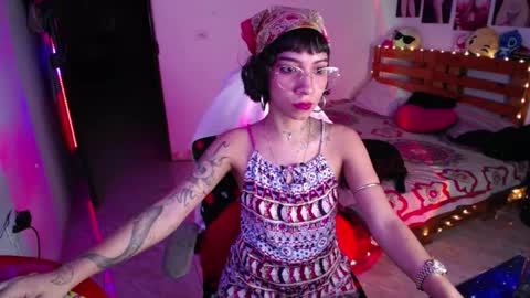 Snapshot of stefh420 chatting on November 1, 2025, 8:38 am   online show from November 1, 2025, 8:38 am