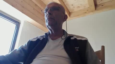 Snapshot of stefi444466 chatting on April 25, 2026, 12:08 pm stefi444466 online show from April 25, 2026, 12:08 pm