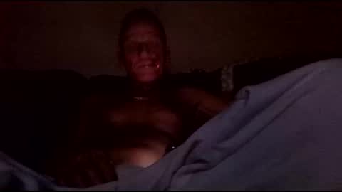 Snapshot of stefy1037 chatting on February 1, 2026, 6:45 am stefy1037 online show from February 1, 2026, 6:45 am