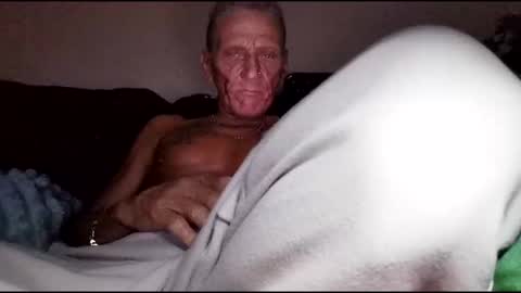 Snapshot of stefy1037 chatting on February 16, 2026, 8:32 am stefy1037 online show from February 16, 2026, 8:32 am