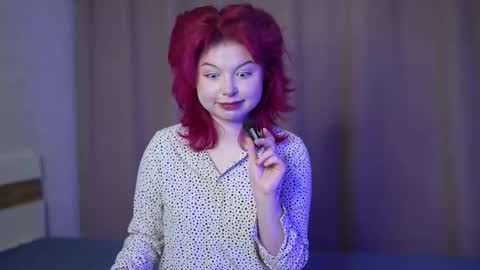 Stella online show from November 11, 2025, 12:21 am