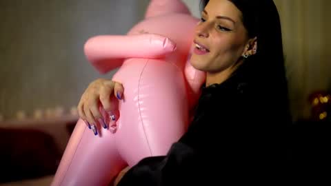 Stella online show from March 9, 2025, 1:15 pm