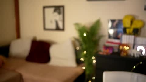 Stella online show from March 10, 2026, 5:51 pm