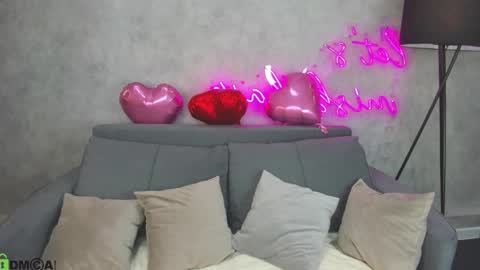 Stella online show from February 18, 2026, 9:27 am