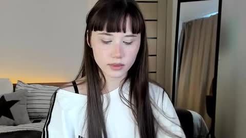 Snapshot of stella_sunny chatting on February 22, 2026, 2:59 pm stella_sunny online show from February 22, 2026, 2:59 pm