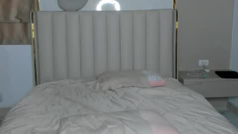 Snapshot of stellaa_queen chatting on February 14, 2026, 12:18 am stella online show from February 14, 2026, 12:18 am