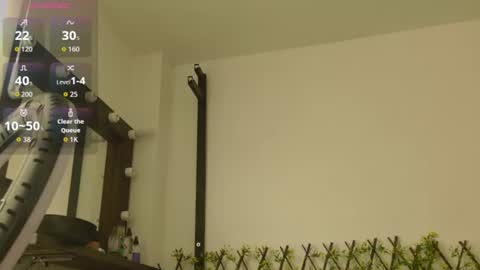 Snapshot of stellaciel_ chatting on July 9, 2026, 4:44 pm S T E L L A online show from July 9, 2026, 4:44 pm
