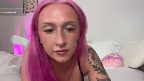 stellacorbet online show from June 9, 2026, 3:29 am