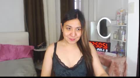 Snapshot of stellahugets chatting on March 8, 2026, 4:16 am Stella online show from March 8, 2026, 4:16 am