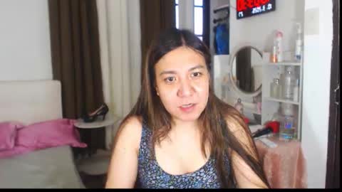 Snapshot of stellahugets chatting on March 10, 2026, 1:54 am Stella online show from March 10, 2026, 1:54 am