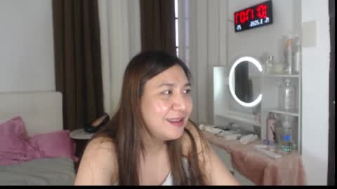 Snapshot of stellahugets chatting on March 15, 2026, 2:17 am Stella online show from March 15, 2026, 2:17 am