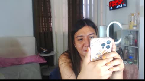 Snapshot of stellahugets chatting on March 22, 2026, 8:29 am Stella online show from March 22, 2026, 8:29 am