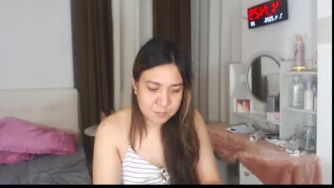 Snapshot of stellahugets chatting on April 6, 2026, 8:21 pm Stella online show from April 6, 2026, 8:21 pm