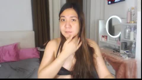 Snapshot of stellahugets chatting on April 8, 2026, 8:31 pm Stella online show from April 8, 2026, 8:31 pm