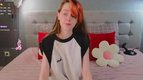 Stella online show from April 30, 2026, 4:41 am