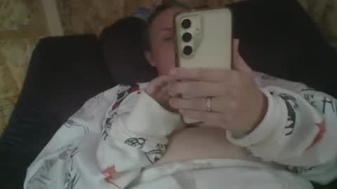 Stella online show from December 18, 2025, 6:58 pm