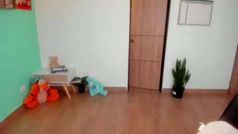 Snapshot of stellartois_ chatting on October 5, 2025, 12:03 pm sara  instagram sariishalove online show from October 5, 2025, 12:03 pm