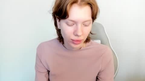 S T E L L A online show from February 4, 2026, 8:09 am