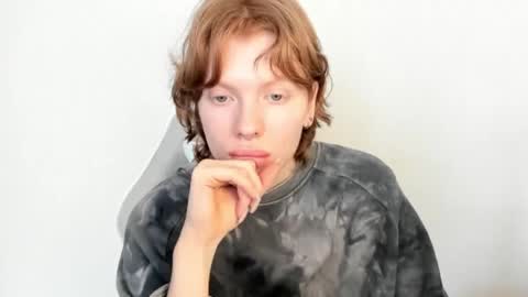 S T E L L A online show from February 6, 2026, 8:18 am