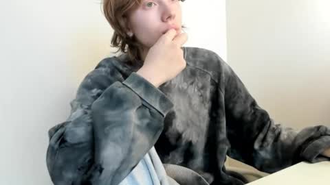 S T E L L A online show from February 10, 2026, 8:07 am