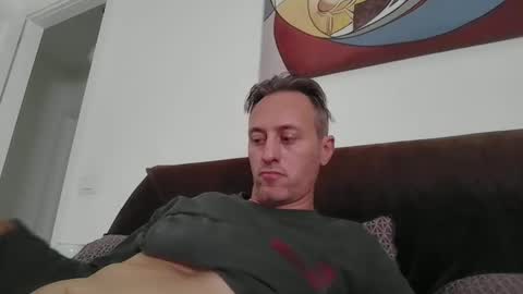 sten015 online show from October 25, 2025, 9:06 am