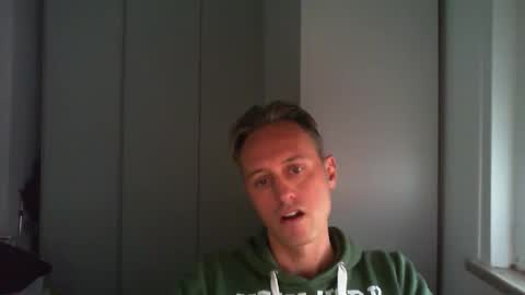 sten015 online show from October 27, 2025, 3:27 pm