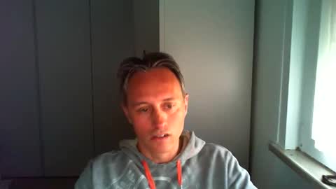 Snapshot of sten015 chatting on May 11, 2026, 4:04 pm sten015 online show from May 11, 2026, 4:04 pm