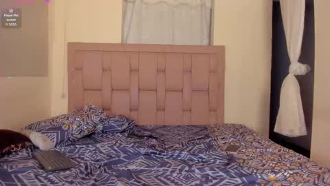 Stepcouple   online show from March 10, 2025, 10:13 pm