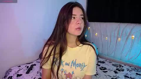 Emma online show from December 15, 2025, 1:54 am