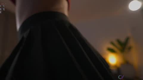 stephania_let online show from April 8, 2026, 1:44 pm