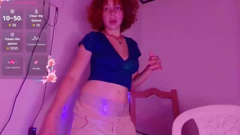 Snapshot of stephanie_bennett chatting on October 22, 2025, 3:18 am stephanie bennett online show from October 22, 2025, 3:18 am