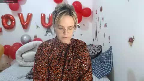 Stephanie   online show from February 23, 2026, 11:07 am