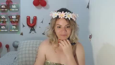 Snapshot of stephaniewild chatting on June 18, 2026, 10:19 am Stephanie online show from June 18, 2026, 10:19 am