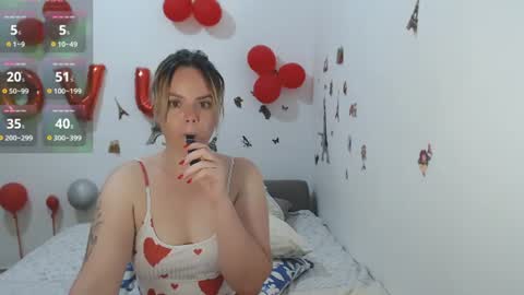 Snapshot of stephaniewild chatting on July 1, 2026, 10:06 am Stephanie online show from July 1, 2026, 10:06 am