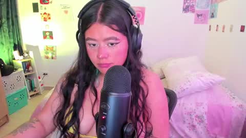Snapshot of stephanifox chatting on December 26, 2024, 3:59 am Stephanie online show from December 26, 2024, 3:59 am