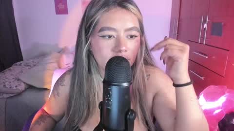 Snapshot of stephanifox chatting on September 20, 2025, 8:04 am Stephanie online show from September 20, 2025, 8:04 am